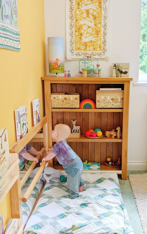 Montessori Toddler Rooms, Montessori Infant Room, Small Playroom, Montessori Home, Montessori Bedroom, Montessori Playroom, Baby Playroom, Montessori Room, Toddler Playroom