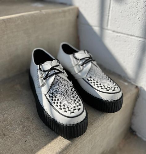 Tuk creepers