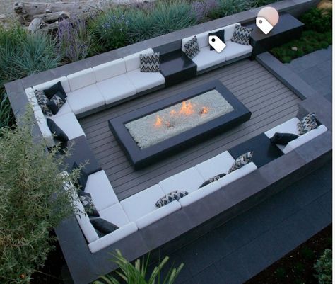 Rooftop Fire Pit, Rooftop Fireplace, Garden Pergola Ideas, Outdoor Seating Ideas, Ideas Terraza, Rooftop Patio Design, Garden Pergola, Outdoor Patio Garden, Outdoor Fire Pit Designs