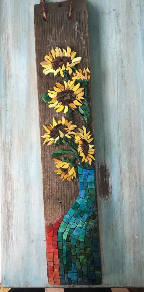 on barnwood By L.Reiss Mixed Media Mosaic Art, Mosaic Sunflowers, Mosaic Art Ideas, Mosaic On Wood, Mosaic Sunflower, Mosaics Ideas, Slate Mosaic, Mosaic Glass Art, Sunflower Mosaic