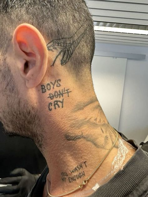 Neck Tattoo Patchwork, Mens Small Neck Tattoos, Patchwork Neck Tattoo, Bad Boy Tattoo Ideas, Bad Boy Tattoo, Mens Face Tattoos, Hood Neck Tattoo For Guys, Arm Tattoos For Guys Forearm, Leg Sleeve Tattoos