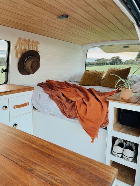 Van Inspo Interior, Toyota Hiace Van Conversion, Toyota Campervan, Toyota Hiace Campervan Interior, Hiace Van Conversion, Campervan Interior Ideas, Bohemian Van, Hiace Campervan, Toyota Hiace Campervan