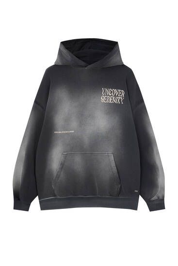 Sweatshirts & hoodies - Clothing - Woman - PULL&BEAR Latvia Pull And Bear Hoodie, Alternative Women, Pull And Bear, Concept Clothing, Pull N Bear, Dream Clothes, Latvia, Hoodie Print, Zip Up