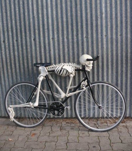 41 Strange on Twitter: "Skeleton Bicycle. By Artist Eric Tryon. (https://t.co/pksfFFOA5r)… " I Want To Ride My Bicycle, Custom Bicycle, Bicycle Art, A Skeleton, Custom Bike, Bicycle Design, Bike Art, Bike Design, Skull And Bones