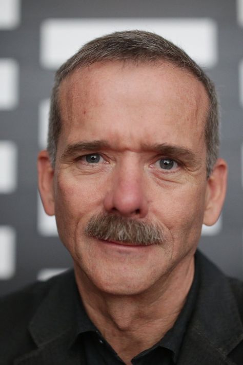 Chris Hadfield's Advice To Make Every Day Special? Appreciate The Now Famous Canadians, Chris Hadfield, Story Teller, Cute Instagram Pictures, The Final Frontier, Face Photography, Nothing More, Space Station, Great Stories