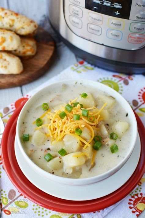 20+ Instant Pot Side Dishes to Simplify Your Holiday Meal | Frugal Family Times Instant Pot Loaded Potato Soup, Instant Pot Potato Soup, Potato Bacon Soup, Instapot Meals, Potato Soup Easy, Instant Pot Ideas, Loaded Potato Soup, Best Instant Pot Recipes, Bacon Soup