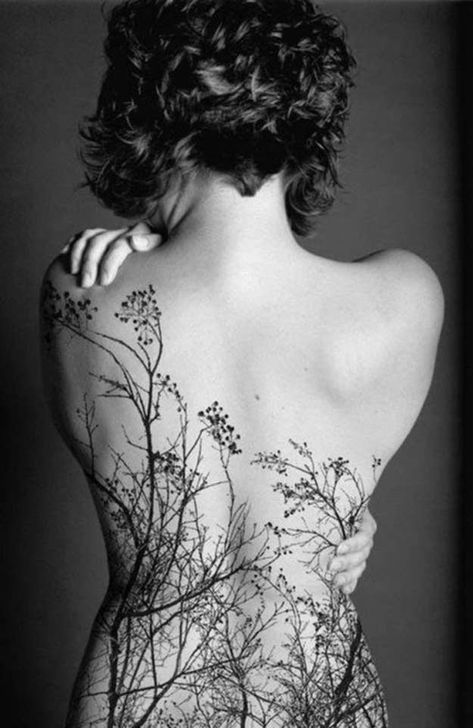 50 Insanely Gorgeous Nature Tattoos Beautiful Back Tattoos, Back Tattoos Spine, Lower Back Tattoo Designs, Girl Back Tattoos, Forest Tattoos, Muster Tattoos, Tree Tattoo Designs, Tattoos Geometric, Back Tattoos For Guys