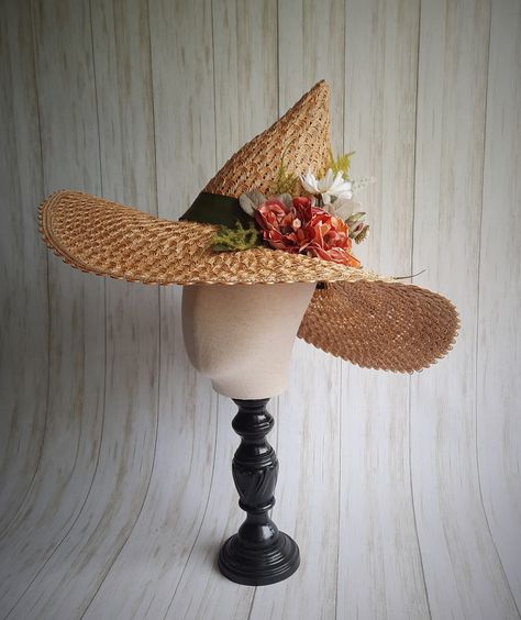 Sun Witch Hat, Sun Hat With Flowers, Cottage Core Witch Hat, Fantasy Beekeeper, Summer Witch Hat, Flower Witch Hat, Herbalist Character, Witch Hat With Flowers, Clown Fit