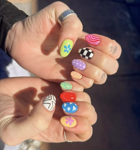 Funky Design Nails, Fun Nail Patterns, Fun Crazy Nails, Crazy Cool Nails, Each Nail Different, Cool Short Nails Design, Pic N Mix Nails, Rainbow Nails Designs, Funky Acrylic Nails