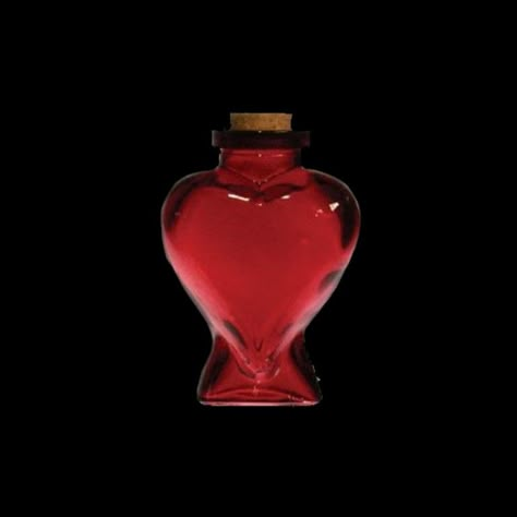 Red Pngs Aesthetic, Icon Transparent Background, Bottle Png, Heart Bottle, Icon Transparent, Red And Black Background, Aesthetic Heart, Screen Icon, Red Icons:)