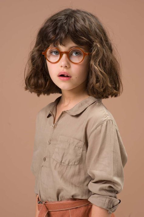 young Winnie Cute And Easy Hairstyles, Caramel Baby, Cool Hairstyles For Girls, Kids Glasses, Penteado Cabelo Curto, Poses References, Hair Reference, Hairstyles Black, Black Braids