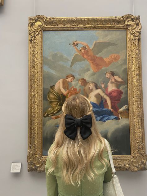 Bow hairstyles le louvre museum #bowhairstyle #koreanstyle #cutehairstyle #lelouvre #museumaesthetic Bow Hairstyles, Le Louvre, Bow Hairstyle, Louvre Museum, Louvre, Hairstyles