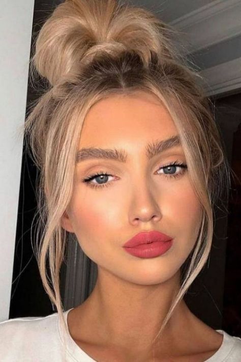 Top Bun With Face-Framing Layers Framing Layers, Face Framing Layers, Face Framing, Blonde Hair, A Woman, Blonde, Hair, Pink, On Instagram