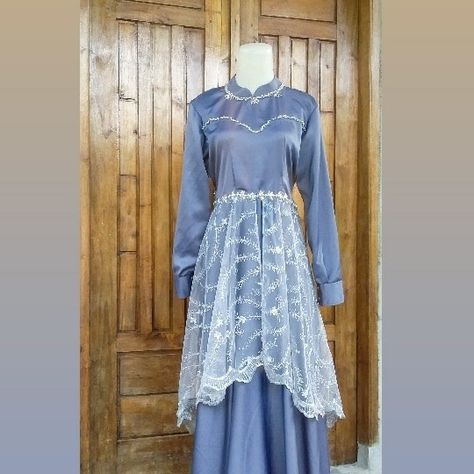 #gaunpesta
#gaun simpel
#gaunsederhana
#payetsimpel Payet Di Pinggang, Kebaya Muslim, Waist Skirt, High Waisted Skirt, Victorian Dress, High Waisted, Satin