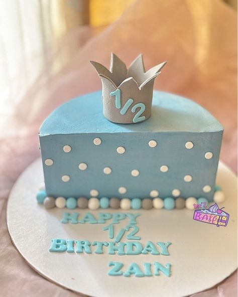 🎉🍰 Let's Celebrate: Halfway to a Year of Sweetness! 🍰🎉 1/2 #Halfbirthday #WINNINGCAKE #themecake Half Year Birthday Cakes, Half Birthday Cake, Half Birthday Cakes, 1st Birthday Themes, Half Birthday, Long Hair Wedding Styles, 1st Birthday Cake, Boy Birthday Cake, Hair Wedding