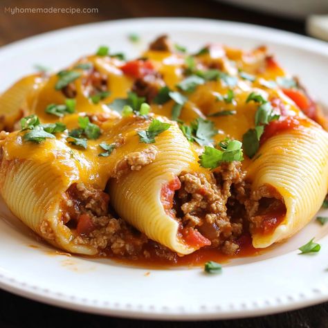 Mexican Stuffed Shells, Pineapple Delight, Jumbo Pasta Shells, Shells Recipe, Cream Pasta, Pasta Shells, Spicy Salsa, Stuffed Shells Recipe, Taco Sauce