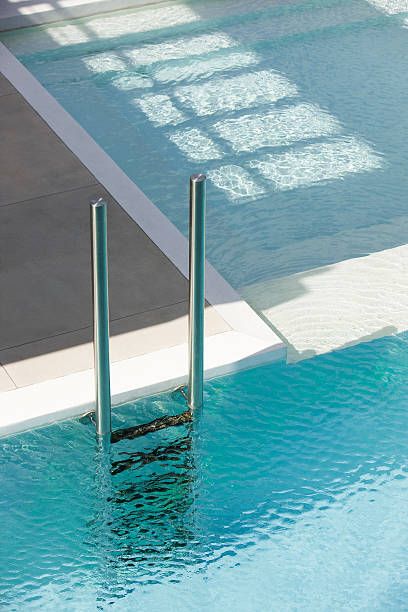 Swimming Pool Fountains, Pool Ladder, Swimming Pool House, Pool Fountain, Fountain Design, Pool Construction, Home Stairs Design, Pool Maintenance, House Stairs