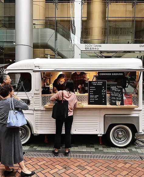 Coffee truck. By @sonnyhosea. Trucks Aesthetic, Andy Anderson, Coffee Food Truck, Mobile Cafe, Mobile Coffee Shop, Coffee Trailer, Coffee Van, Food Cart Design, Cozy Coffee Shop