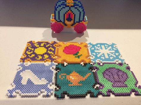 Perler Coasters, Hama Beads Coasters, Coaster Projects, Diy Perler Bead Crafts, Melty Beads, Coaster Holder, Diy Perler Beads, Do It Yourself Crafts, Perler Beads Designs