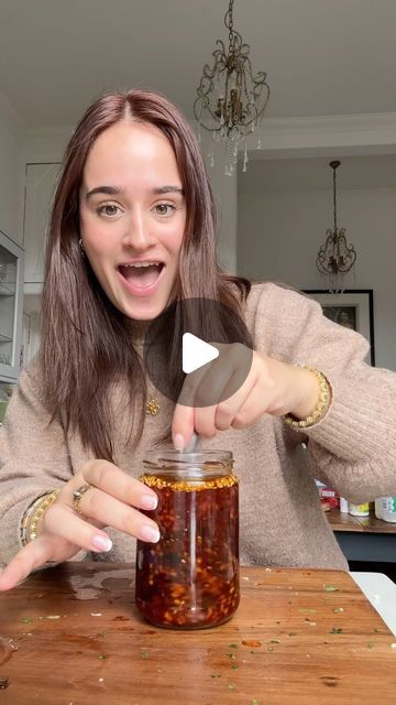 Holly Dingwall on Instagram: "CHILLI OIL RESTOCK🌶️🌶️🌶️   Thought I’d do a chatty chilli oil restock with you guys to show how I enjoy my chilli oil❤️ perfect addition to your dishes and so much fun! What would you add to yours?  Rough recipe ingredients - 3 tbsp szechuan chilli flakes - 3 cloves garlic  - handful coriander  - 300ml vegetable oil  - 1 tsp salt  - 1 tsp sugar  - 1 tsp msg   METHOD  - Mix all of the ingredients in a bowl, making sure to chop the garlic and coriander  - Heat the vegetable oil in a pot until it reaches 200 degrees Celsius  - Pour into the bowl with ingredients and stir  - Leave to cool for 30-45 mins and transfer to a jug before pouring into the jar  - Stir together and store in the fridge, stir before each use  - The chilli crisp bits will float to the bott How To Make Chilli Oil, Chilli Oil Recipe, Chilli Crisp, How To Make Chilli, Chilli Oil, Chilli Recipes, Chili Oil, Chilli Flakes, Spices And Seasonings