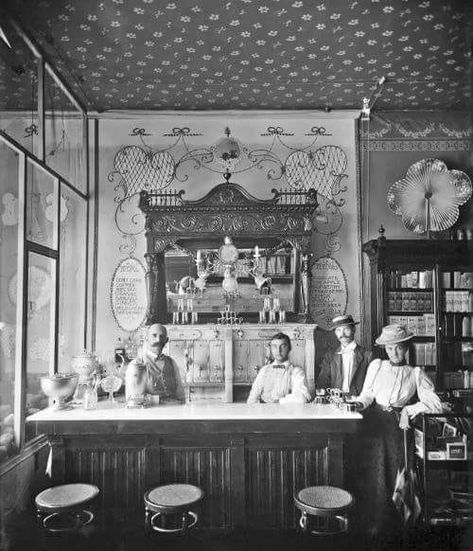 Interior of Miller and Shoemaker Soda Fountain, Kansas, 1899 Victorian Bar, Victorian Interiors, Ice Cream Parlor, Soda Fountain, Vintage Interiors, Vintage Life, Antique Photos, Rare Photos, Old West