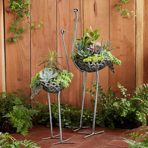 Metal yard art ideas