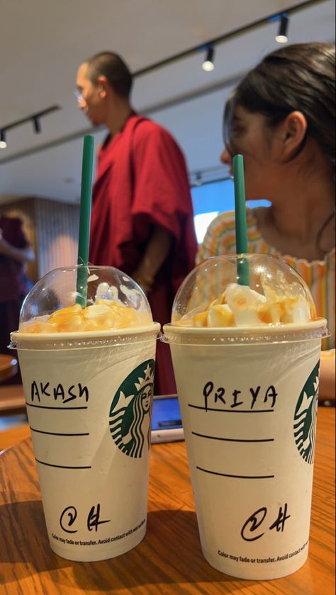 Starbucks Date, Cafe Coffee Day, City Life Photography, Photo Editing Vsco, Funny Pictures For Kids, Foodie Instagram, Alcohol Aesthetic, Best Friend Poses, Chill Photos