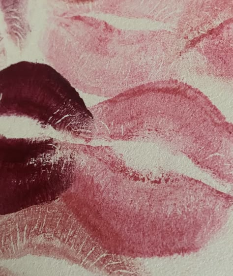 Lipstick Stain Aesthetic, Stain Aesthetic, Kiss Marks Lipstick Aesthetic Wallpaper, Red Lipstick Kiss Mark Aesthetic, Love Letters Aesthetic Lipstick, Hot Mess Aesthetic, Kiss Card Lipstick Aesthetic, Alison Reynolds, Red Kiss Print Aesthetic