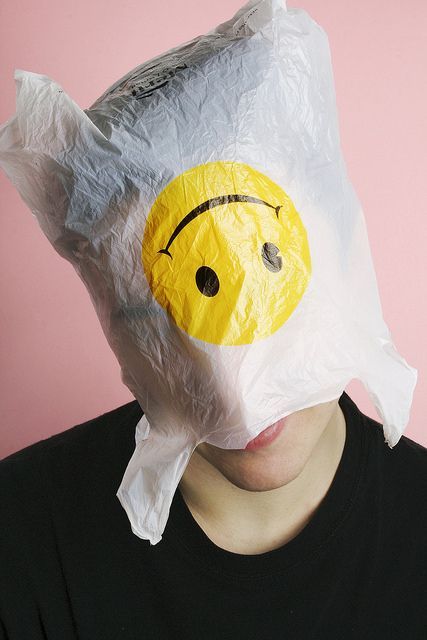 Sí, mas fotos para tus portadas y mucho más.   #las imágenes no son d… #detodo # De Todo # amreading # books # wattpad Xavier Samuel, Google Lens, Yellow Aesthetic, Mellow Yellow, Photography Inspo, Art Reference Photos, Smiley Face, Pastel Pink, Plastic Bag