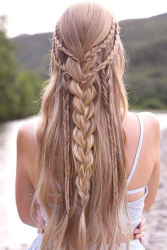 Khaleesi Hair, Prom Braid, Braid Hairstyle Ideas, Fishtail Braids, Hairstyles Aesthetic, Braided Prom Hair, Braid Hairstyle, Fishtail Braid, Bohemian Hairstyles