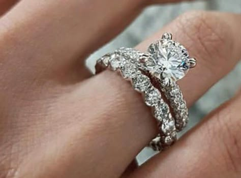 Dream Rings, Wedding Rings Solitaire, Jewelry Diamonds, Dream Engagement Rings, Dream Engagement, Bridal Ring Set, Rings Engagement, Ring Ideas, Put A Ring On It