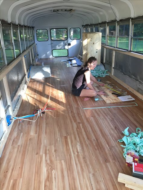 Floor installation School Bus Transformation, Burger Trailer, Tiny Home Shed, Bluebird Buses, Bus Remodel, School Bus Tiny House, School Bus Camper, Converted School Bus, Bus Ideas