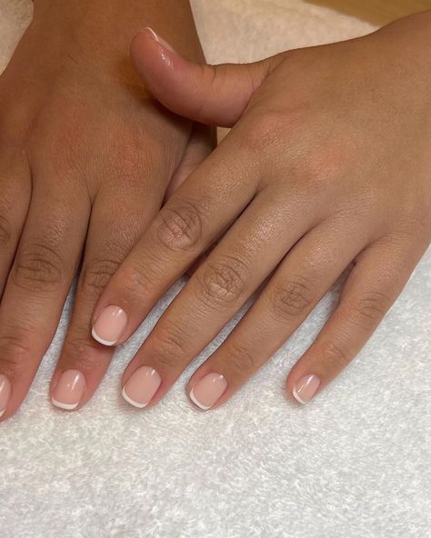 Short French Nails Biab, Short Classy Biab Nails, Shellac White Tips, Short French Biab Nails, First Set Of Biab Nails, Biab Short Nail, Short Biab French Tip Nails, Starter Biab Nails, Cute Short Natural Nails Ideas Simple