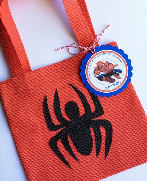 Spiderman Birthday Party Ideas, Happy Birthday B, Spiderman Theme Party, Spiderman Birthday Party Decorations, Gift Bag Ideas, Spiderman Gifts, Spiderman Theme, Avenger Birthday Party, Spiderman Birthday Party