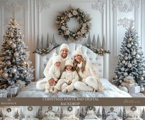 Bed Christmas Photoshoot, Christmas Bed Photoshoot, Christmas Photo Studio, Christmas Photos Ideas, Christmas Fotos, Bed Photoshoot, Christmas Overlay, Christmas Bed, Backdrop Christmas