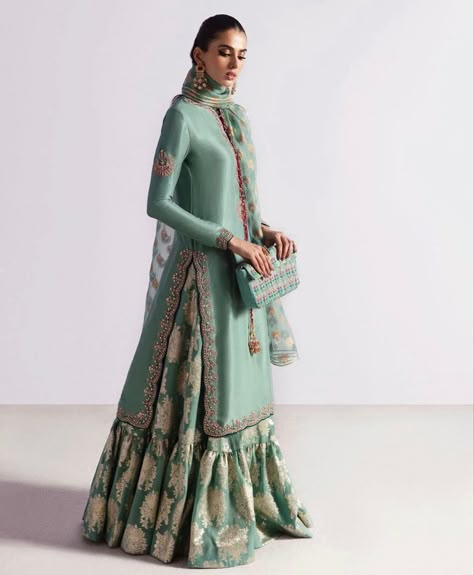 Trendy Dresses Party Indian, Garara Design, Wedding Guest Dress Long, Crochet Cable Knit, Hussain Rehar, Casual Bridal Dress, Pakistani Formal Dresses, Iqra Aziz, Womens Trendy Dresses