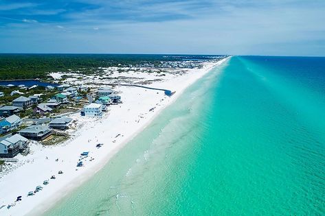 9 Adorable Small Towns on Florida's Emerald Coast - WorldAtlas Beach Towns In Florida, Grayton Beach State Park, Kailua Beach, Florida Panhandle, Fall Getaways, Beach Towns, Fort Walton Beach, Pensacola Beach, Emerald Coast