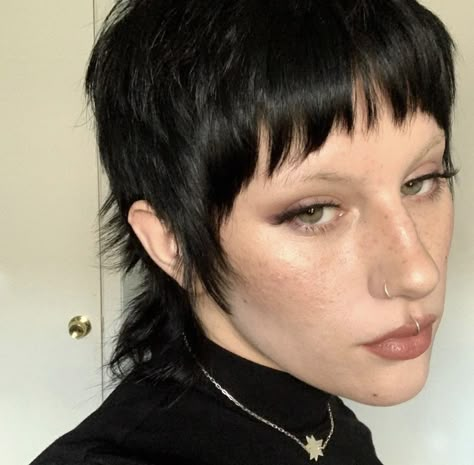 Mullet Pixie Straight Hair, Mini Bangs Mullet, Mullet With Micro Bangs, Rat Tail Haircut Women, Goth Pixie Cut, Mod Haircut Women, Rat Tail Haircut, Micro Bangs, Growing Hair