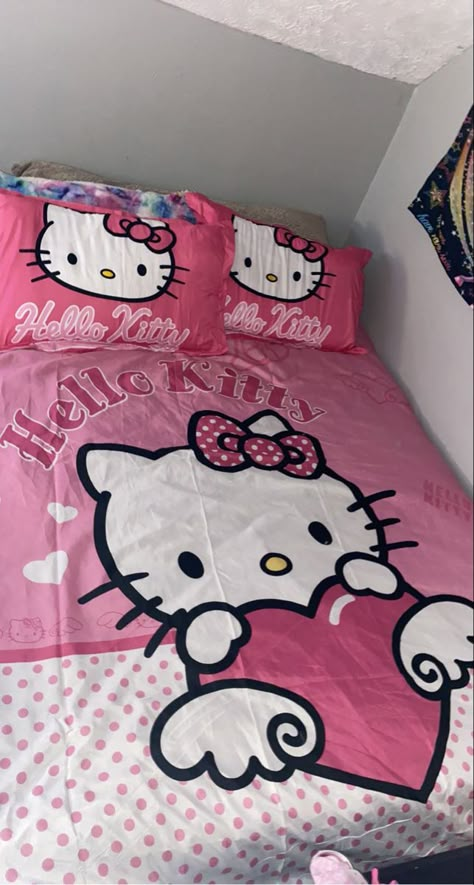 Hello Kitty Room Decor, Hello Kitty Bedroom, Hello Kitty Bed, Hello Kitty House, Hello Kitty Rooms, Hello Kitty Art, Girly Room, Cute Room Ideas, Hello Kitty My Melody