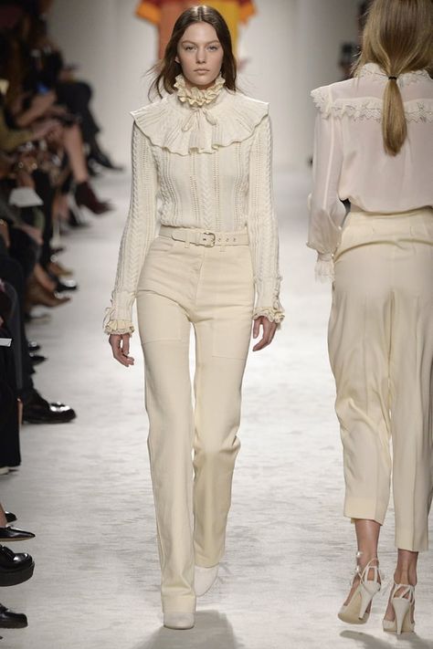 Victorian Inspired Fashion, High Fashion Trends, 2015 Fashion Trends, Emerging Designers Fashion, Look Retro, Fashion Trends Winter, Popsugar Fashion, Lorenzo Serafini, Fashion Week Runway