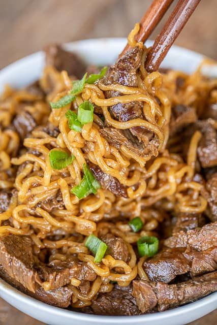 Spicy Steak Ramen Noodles - ready to eat in under 15 minutes! Only 7 ingredients! Such a great weeknight meal!! Skirt steak, hot sauce, Worcestershire sauce, garlic, onion, vinegar, ramen noodles and green onions for garnish. Can add green beans, broccoli, mushrooms, or asparagus. This is a great way to use up leftover steak. We ate this twice in one week. Everyone LOVES this easy noodle bowl!! #steak #asian #ramen #noodles #recipe Steak Ramen, Onion Vinegar, Asian Ramen, Spicy Steak, Ramen Recipes Easy, Ramen Dishes, Leftover Steak, Noodle Recipes Easy, Ramen Noodle Recipes