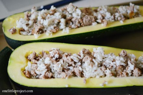 Giant Stuffed Zucchini Recipe Zucchini Plant, Zucchini Recipe, Vegetable Platter, Stuffed Zucchini, Zucchini Squash, Gluten Free Living, Smoked Food Recipes, All Vegetables, Entree Recipes