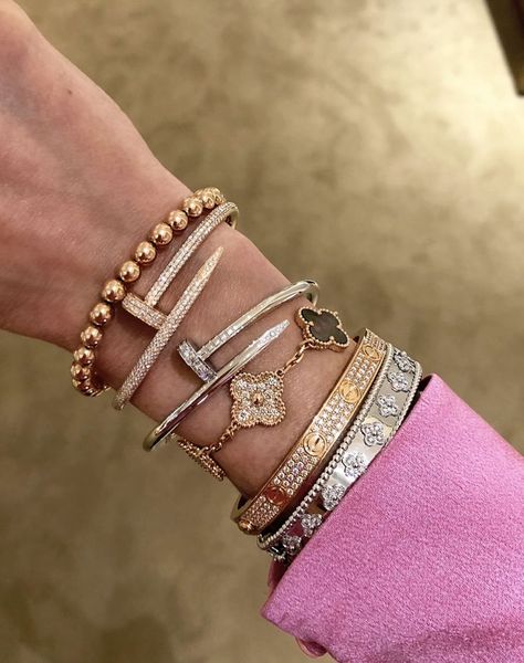 Cartier Love Bracelet Diamond, Arm Stack, Clover Jewelry, Expensive Jewelry Luxury, Luxury Jewelry Brands, Luxe Jewelry, Jewelry Fashion Trends, Classy Jewelry, Expensive Jewelry