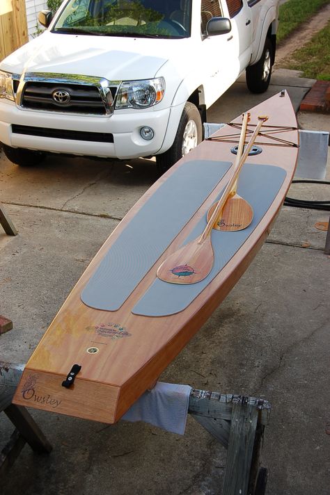 Paddle Board Plans, Wooden Paddle Boards, Wood Boat Building, Canoe Building, Plywood Boat, Sup Stand Up Paddle, Wooden Surfboard, Wooden Boat Building, Build Your Own Boat