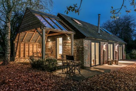 Small Barn Conversion Interiors, Small Barn Conversion, Stone Barn Conversion, Barn Extension, Treehouse Interior, Barn Conversion Exterior, Barn Architecture, Small Barn Home, Stable Conversion