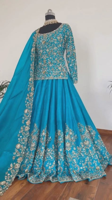 We ship worldwide ✈️ | Instagram Lehnga Kurti Designs Latest For Wedding, Punjabi Lehnga Suits, Lehnga With Long Kurti Punjabi, Punjabi Jagoo Dresses, Punjabi Lehenga Designs, Punjabi Style Lehnga, Lehnga Suits Punjabi, Jaggo Outfit Punjabi Suit Party Wear, Jaago Dress Punjabi