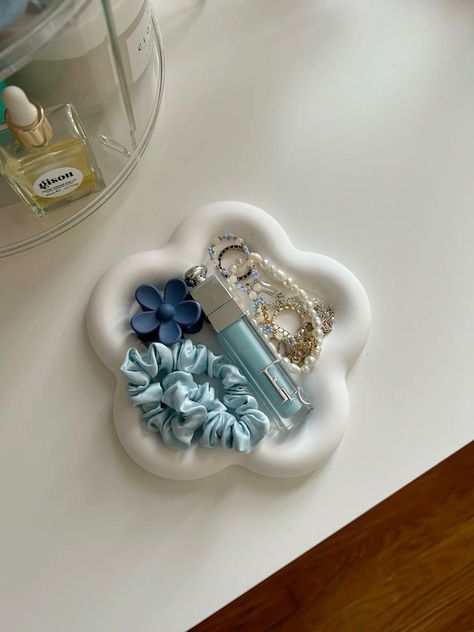 Girly Aesthetic Blue, Blue Perfume Aesthetic, Blue Clean Girl Aesthetic, Blue Girly Aesthetic, Women Room Decor, Women Room, Ceramic Jewelry Dish, Everything Is Blue, Room Decor Aesthetic