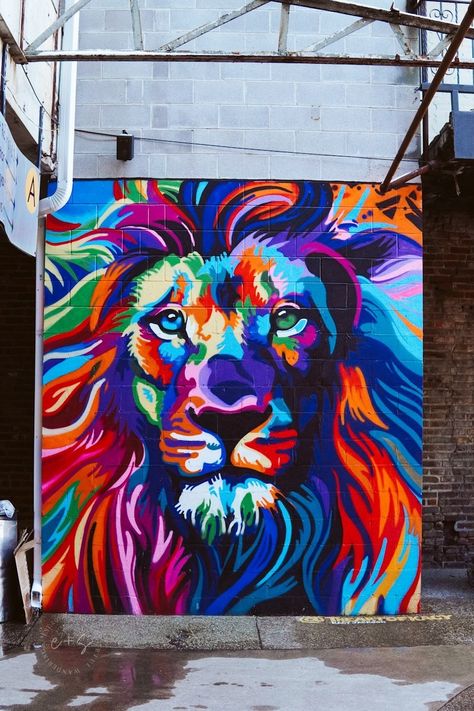 Colorful Lion Mural in Mellwood Art Center - Louisville Murals Lion Mural, Traveling Artist, Travelling Usa, Kentucky Travel, Colorful Places, Usa Cities, Travel Bucket List Usa, Usa Travel Guide, Usa Travel Destinations