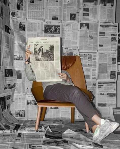 Denise on Instagram: “Just reading the newspaper, nothing spacial ✨ Are you reading a real newspaper or all just online? #newspaper #reading #readingtime…” Guy Reading Newspaper, Person Reading Newspaper, Med School Acceptance, Holding Newspaper, Man Reading Newspaper, Newspaper Display, Newspaper Editorial, Art Exhibition Ideas, Newspaper Reading