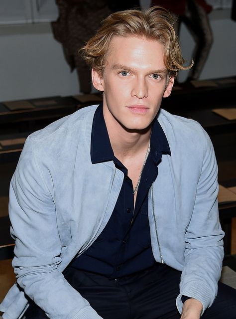 The lyrics of Cody Simpson's new songs paint an intimate portrait of heis relationship with Miley Cyrus. Simpson Pictures, Intimate Portrait, About Relationship, Cody Simpson, Mark Wahlberg, Liam Hemsworth, Big Sean, Celebrity Dads, Channing Tatum